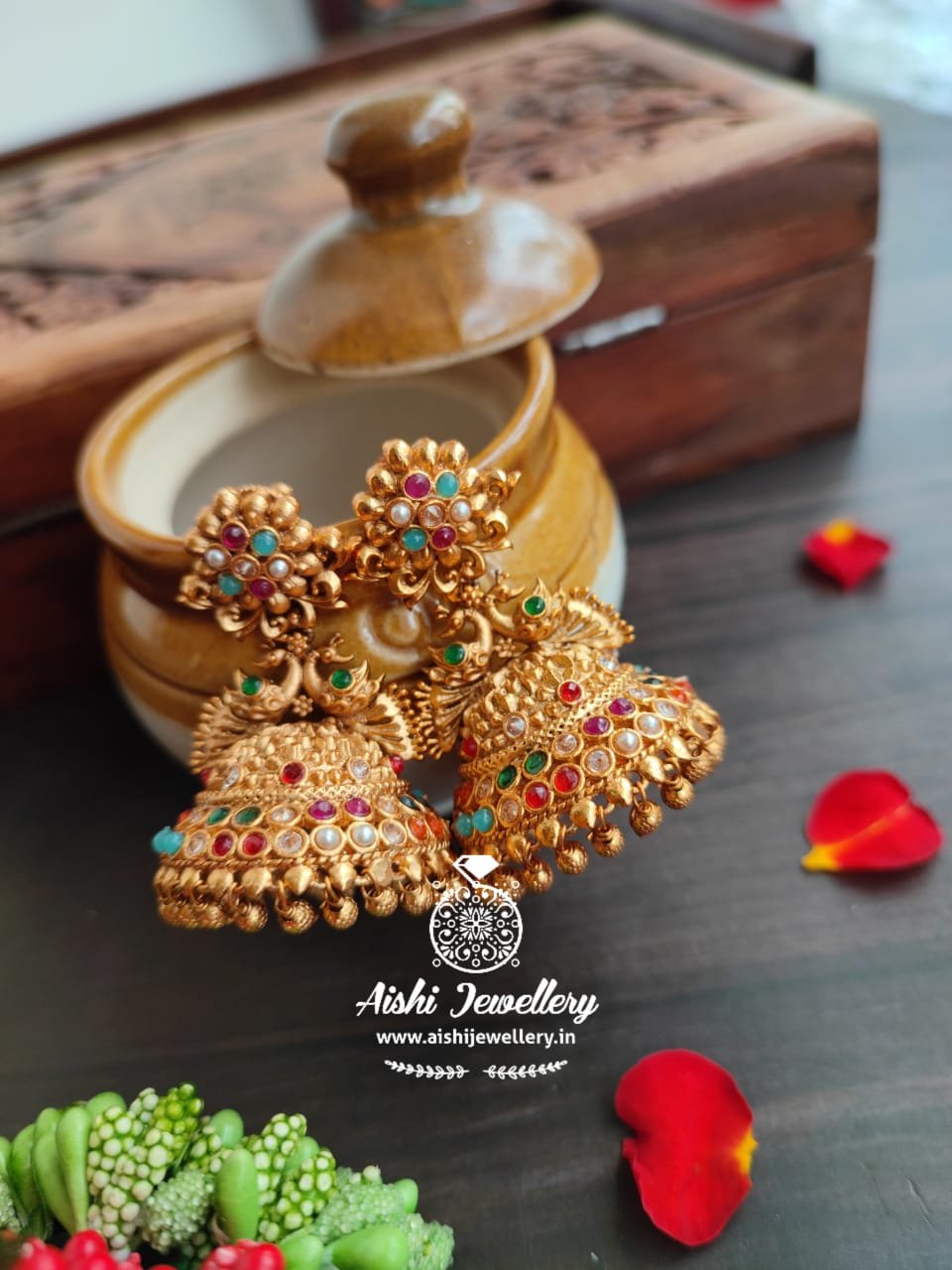 Ad Matt Peacock Jhumka Small(Multi)-E097