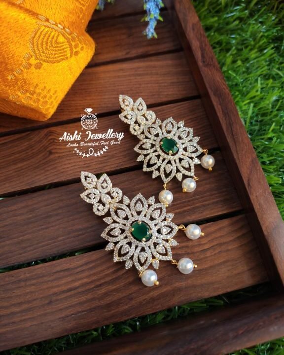 Floral Emerald Earring -AE19