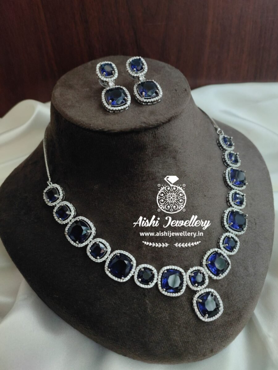 Solitaire Diamond Stones Neck Set(Royal Blue)-AN158