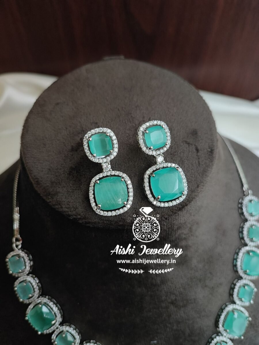 Solitaire Diamond Stones Neck Set(Mint Green)-AN159