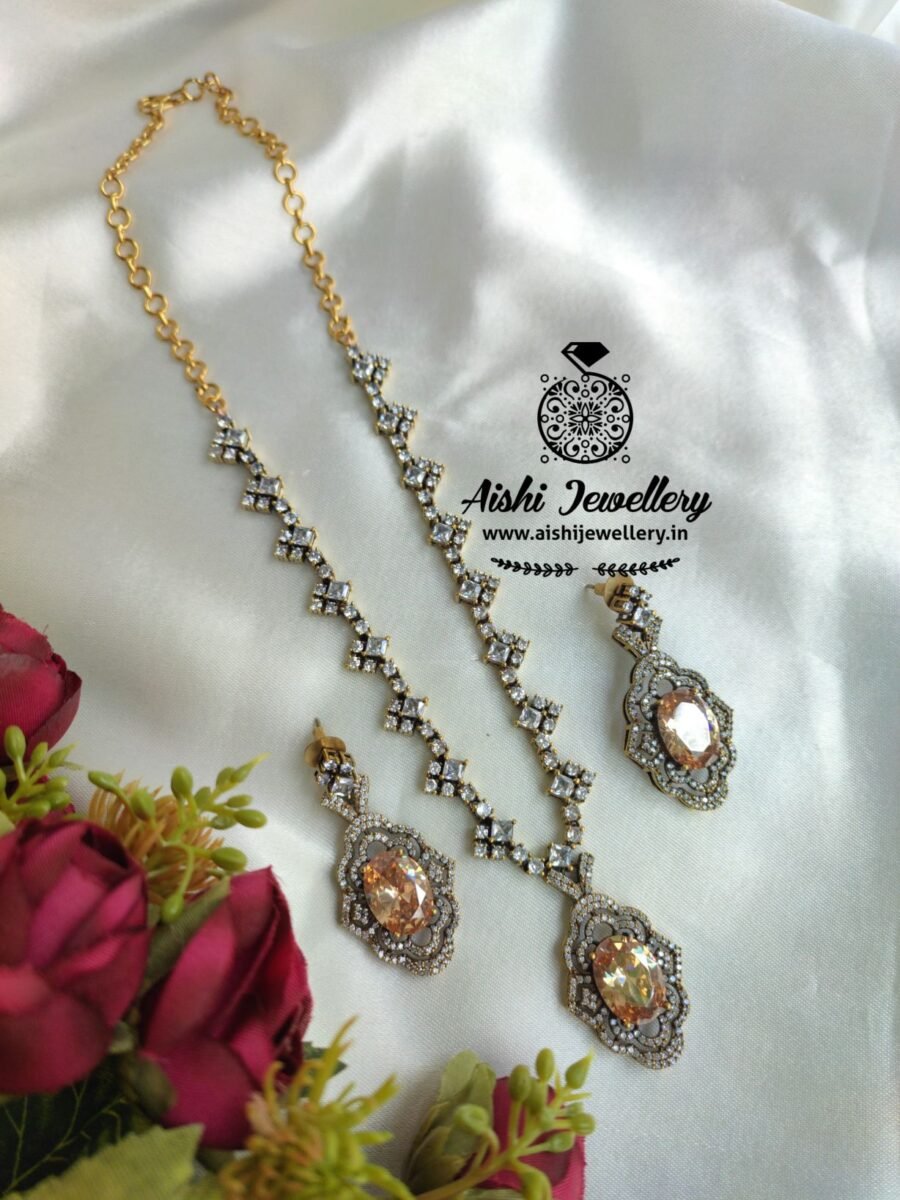 Victorian Diamond Simple Line Neck Set(champagne)-AN210