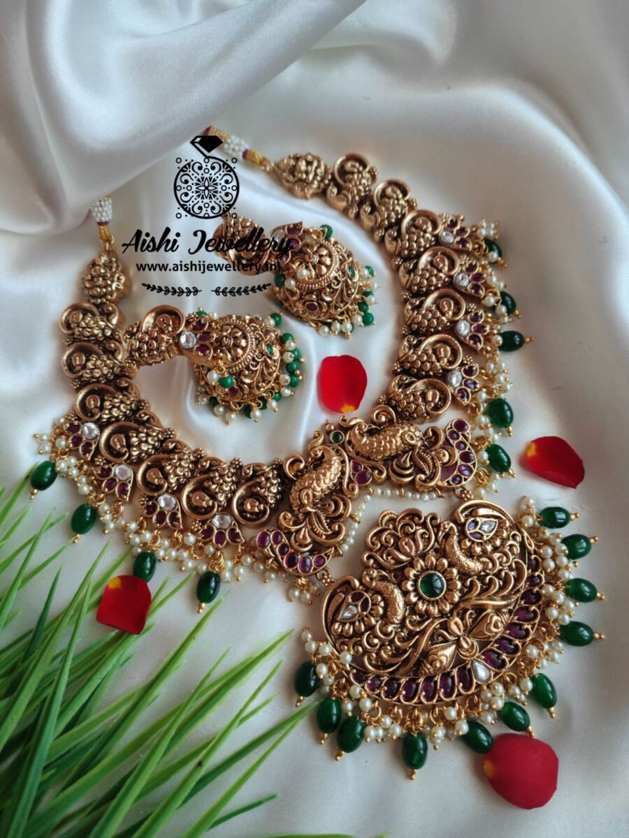 3D Peacock Neckpiece-N549