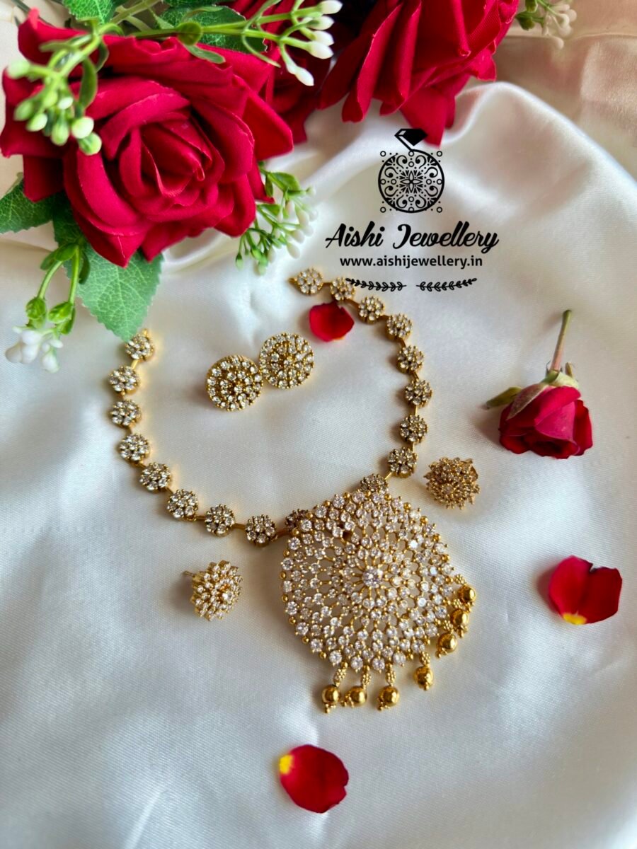 Floral  Neckpiece –  AN270