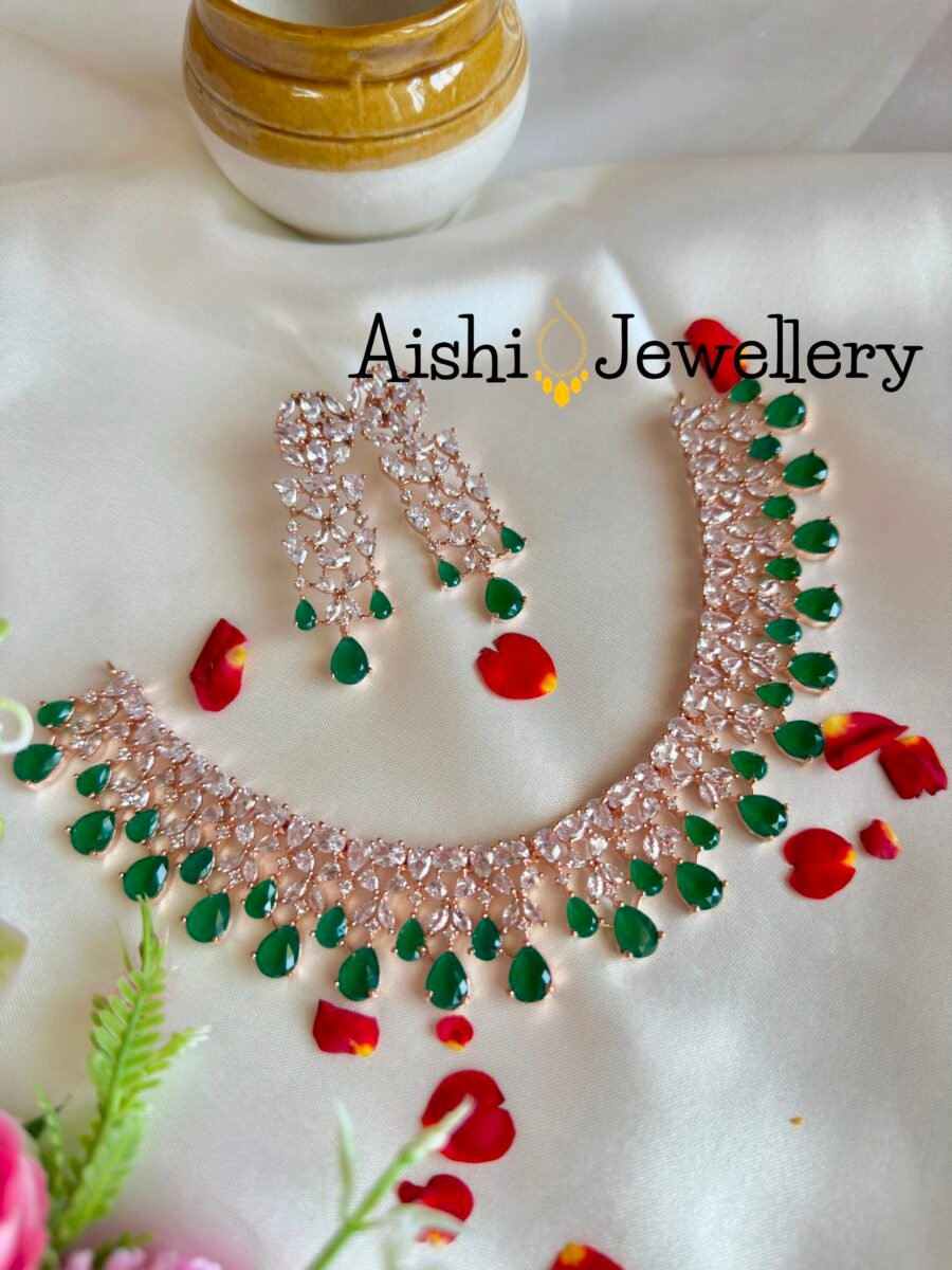 Rose Gold Ad Neck Set (Emerald)-AN32