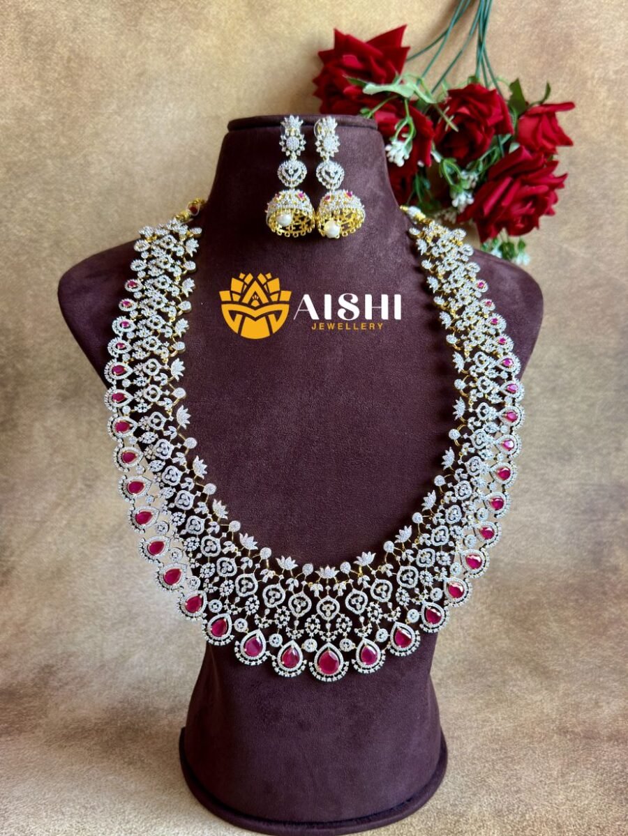 Empress Varnam(Ruby)-AH348