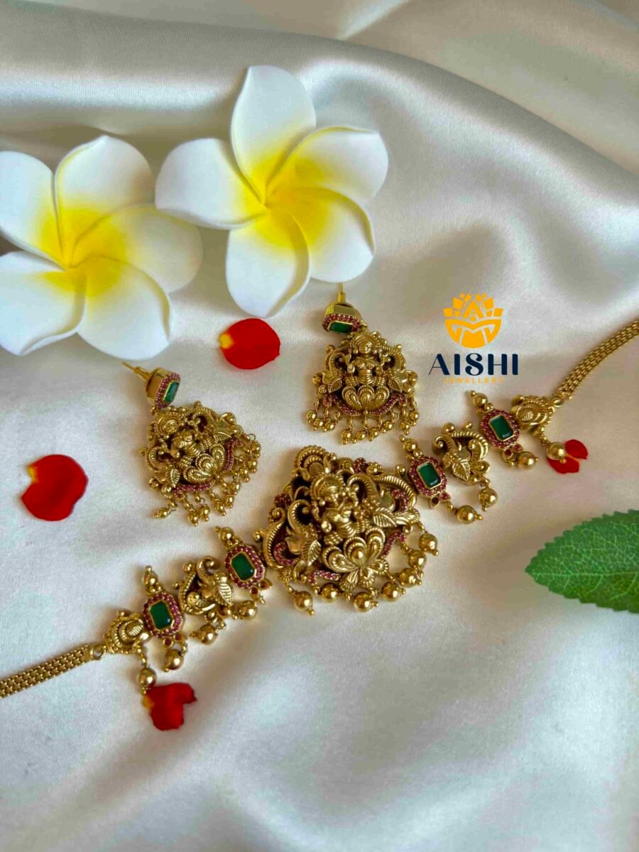 Swarna Thilagam Choker-HN158