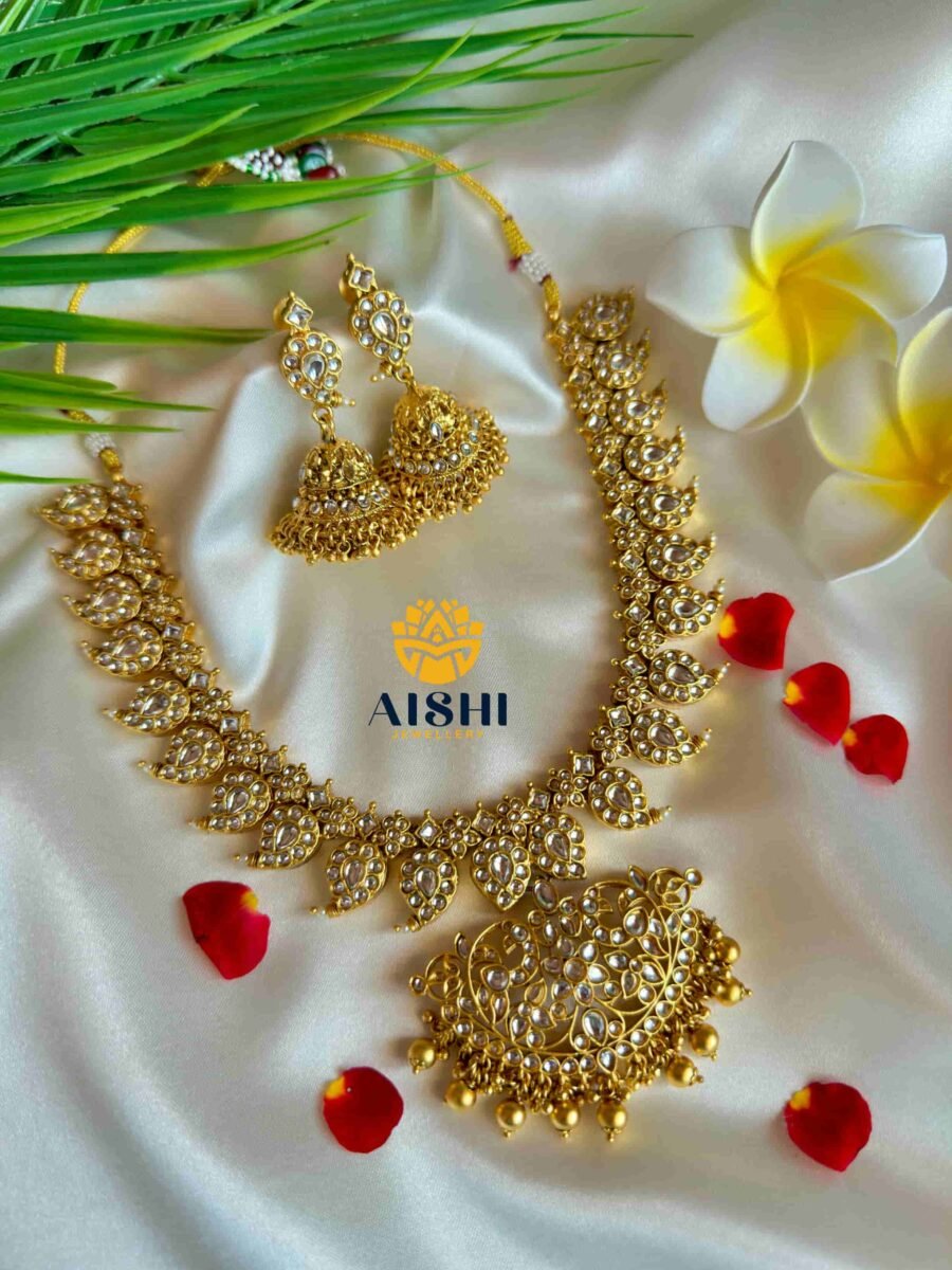 Vintage Style Kundan Manga Neckpiece-N713