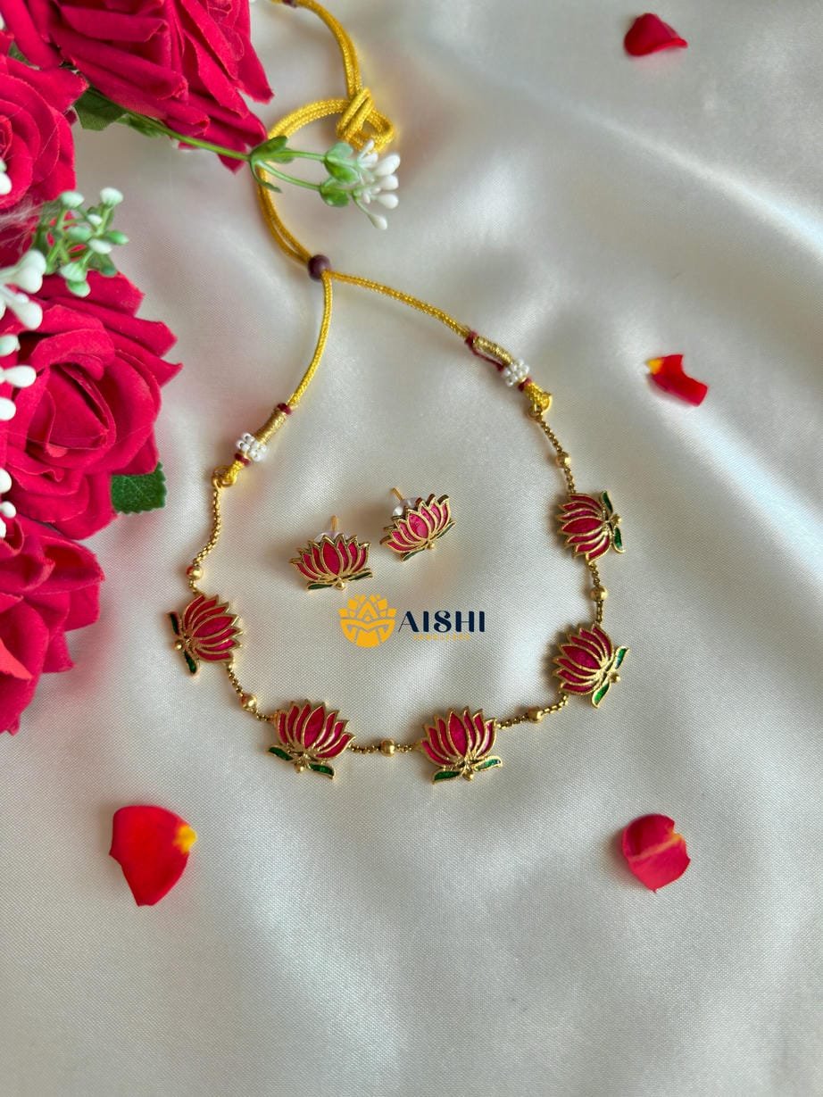 ManjuWarrier Neckpiece -FQ151