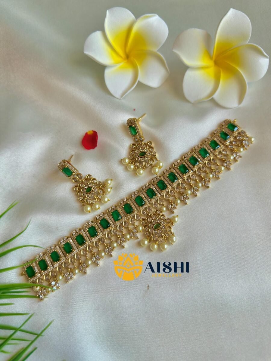 Emerald Elegance-HN166