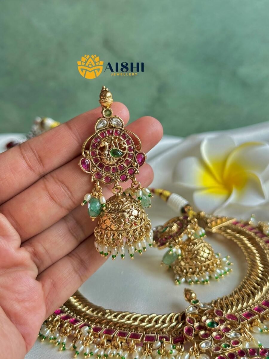 Royal Antique Neckpiece with Green beads-N714