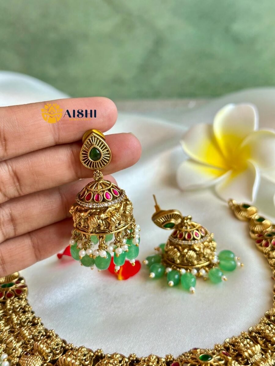Classic Gold Touch Neckpiece-N720