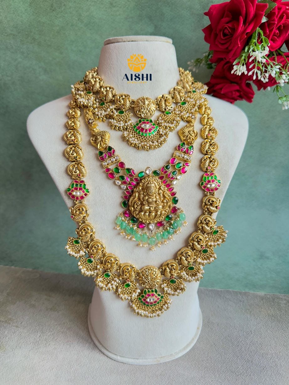 Traditional Jadu Nakshi Bridal Set-BS072