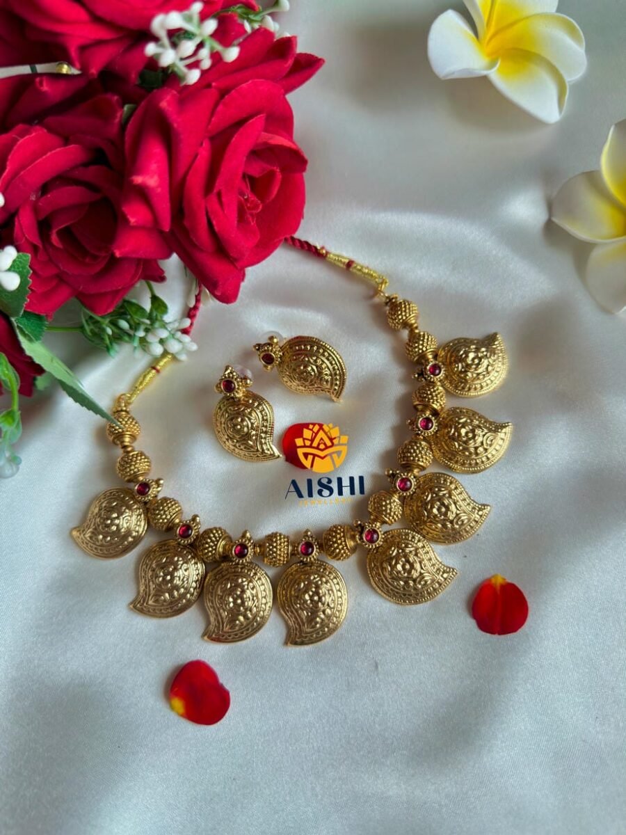 Manga Matt Neckpiece -FQ155