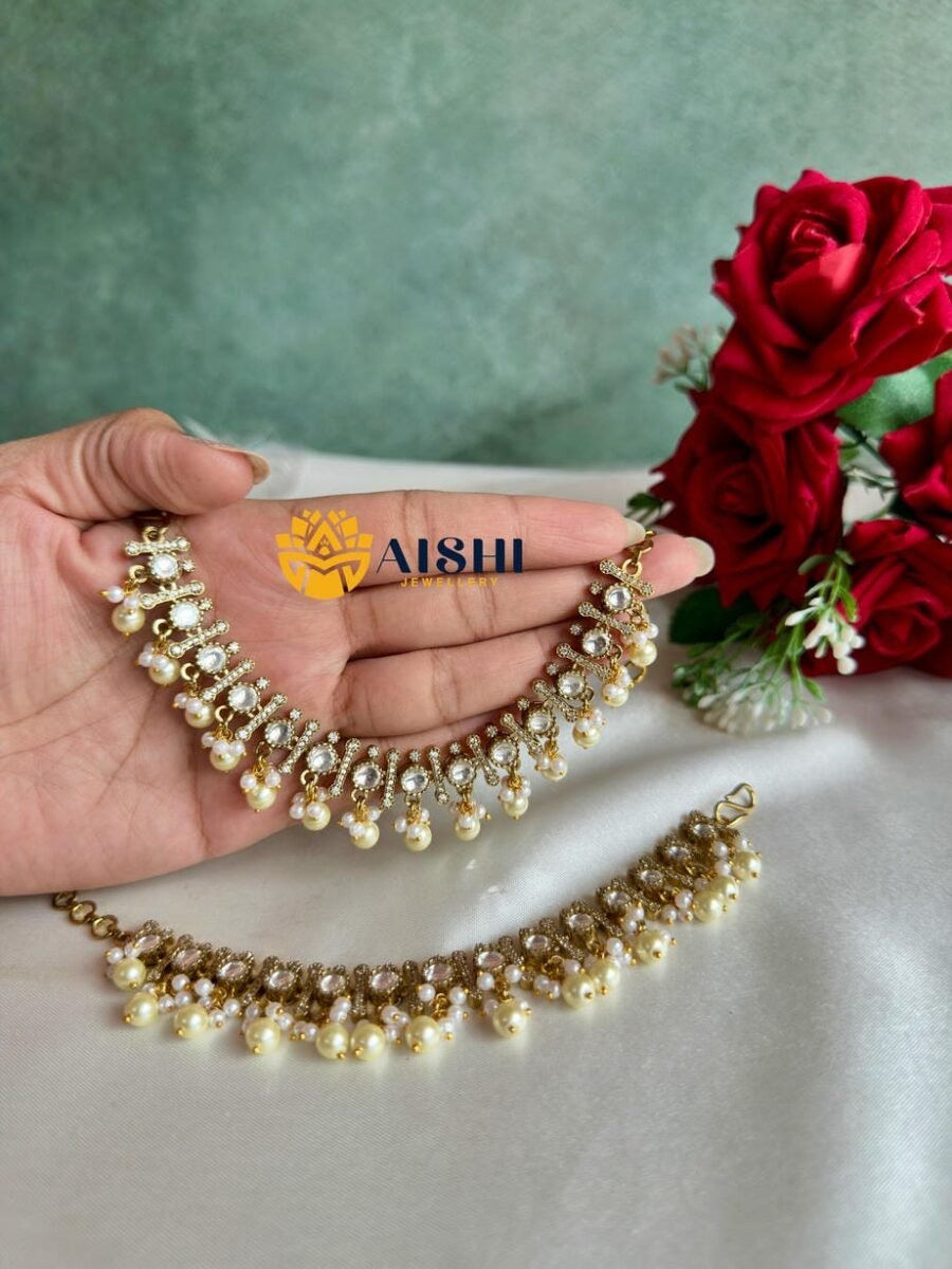 Elegant Sparkling Earchain-EC156