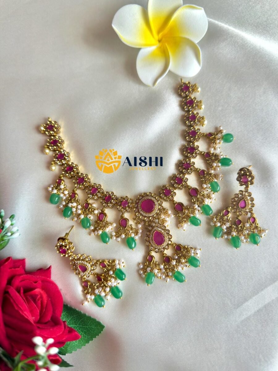 Elegance Floral Ruby Mint Beads Necklace-N817