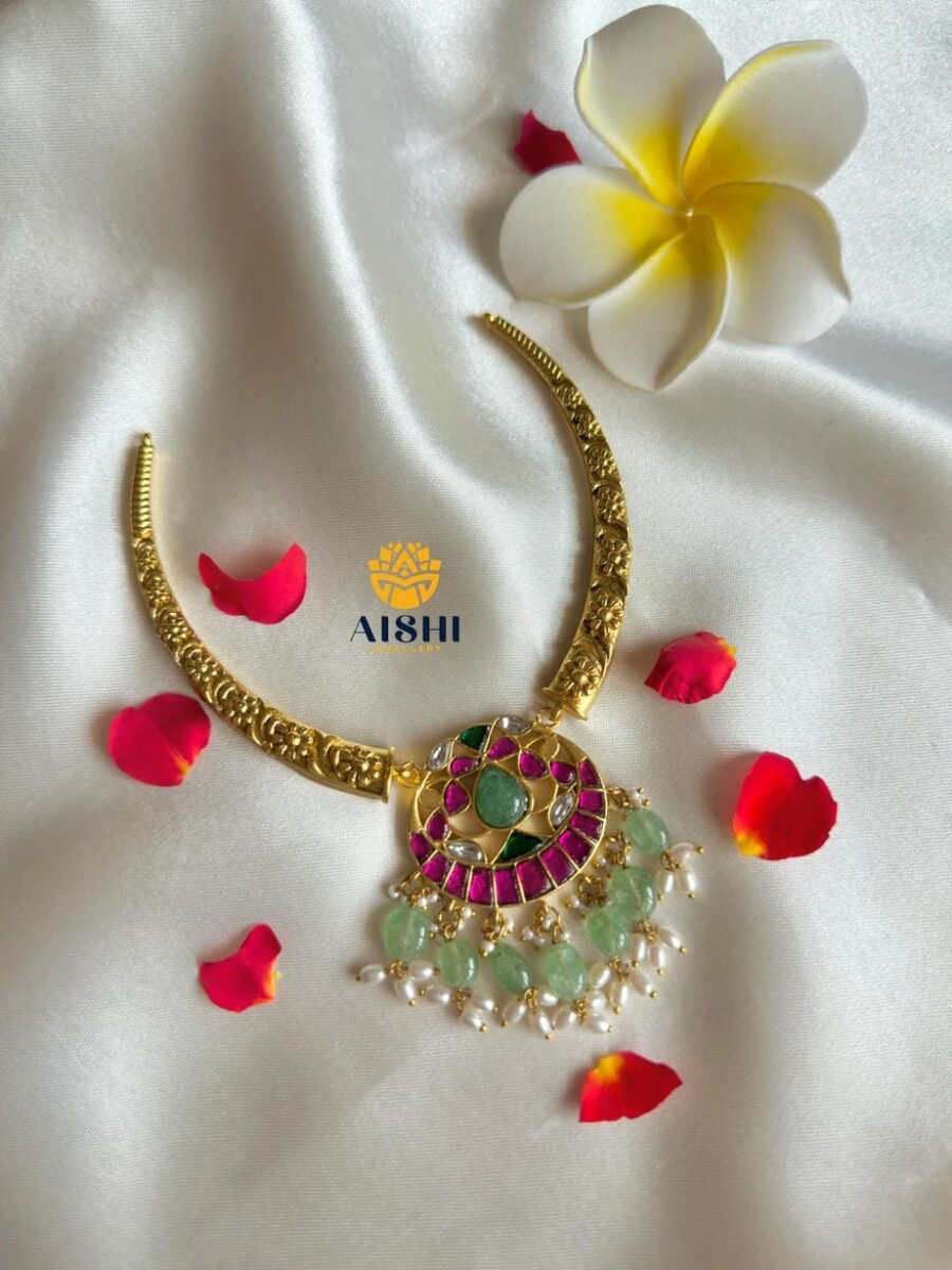 Elegant Floral Neckpiece(Jadau) -N824