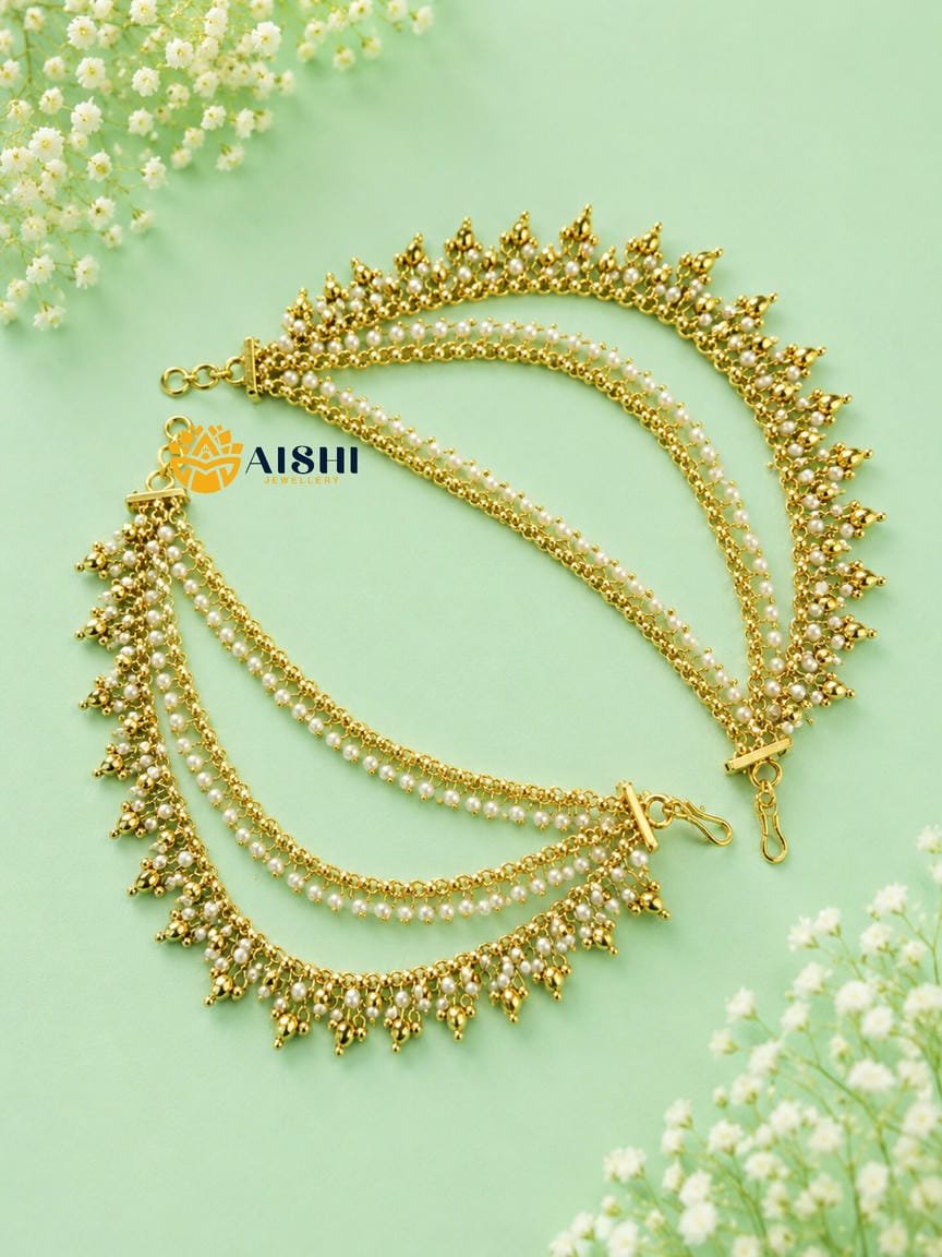 3 Layer Earchain with Golden Balls – EC93