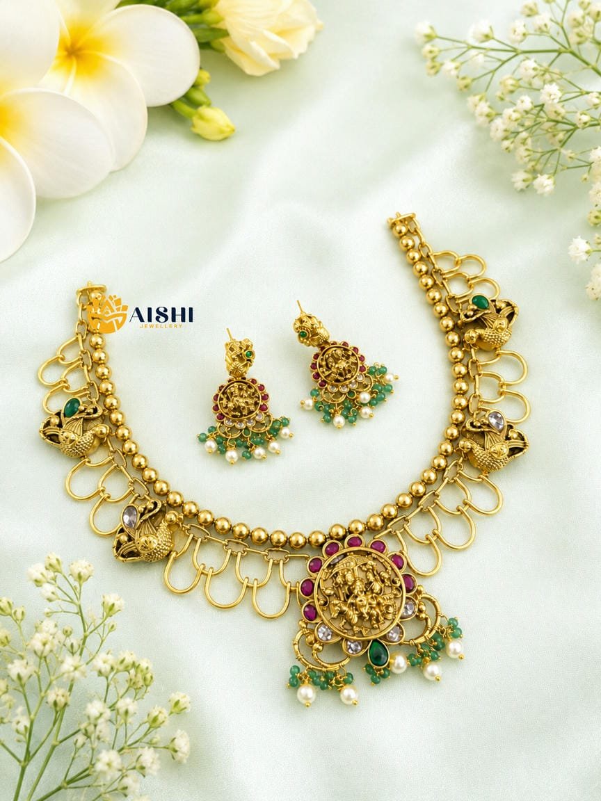 Green Stone Pendant Necklace Set – N914