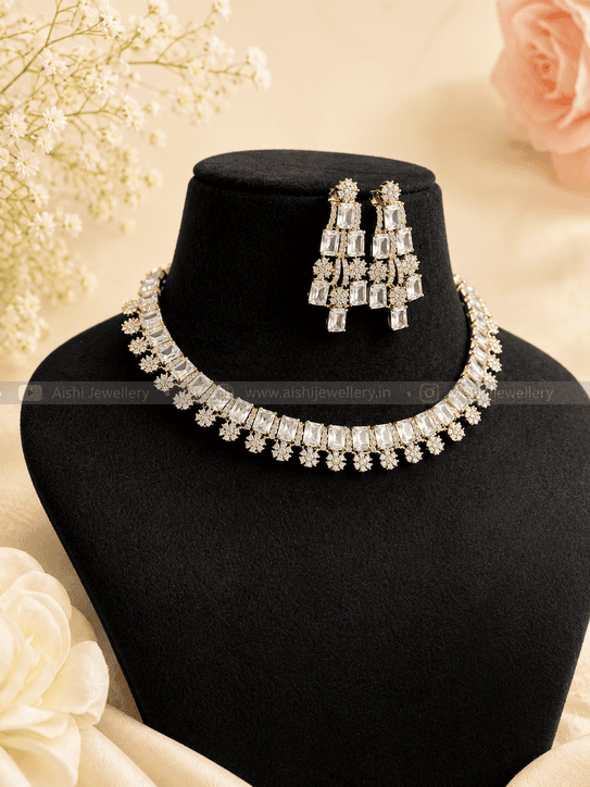Elegant Floral Diamond Replica Neckpiece – AN256