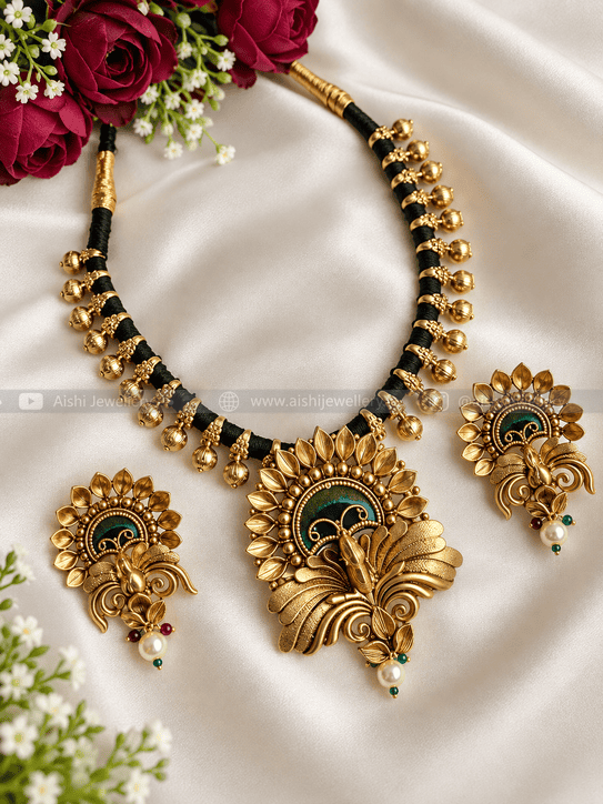 Peacock Feather Neckpiece-N482